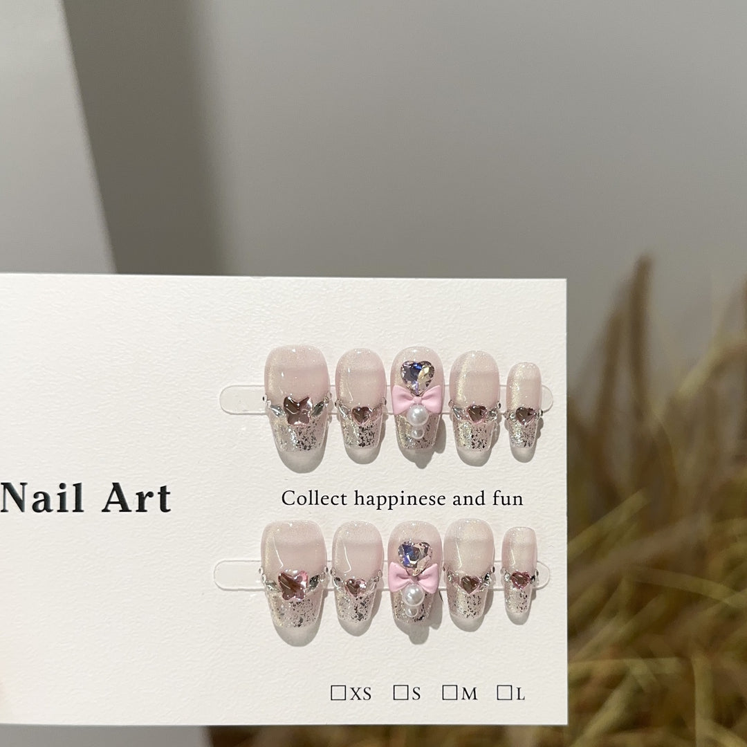 Elegant Heart-Themed Press-On Nail Art