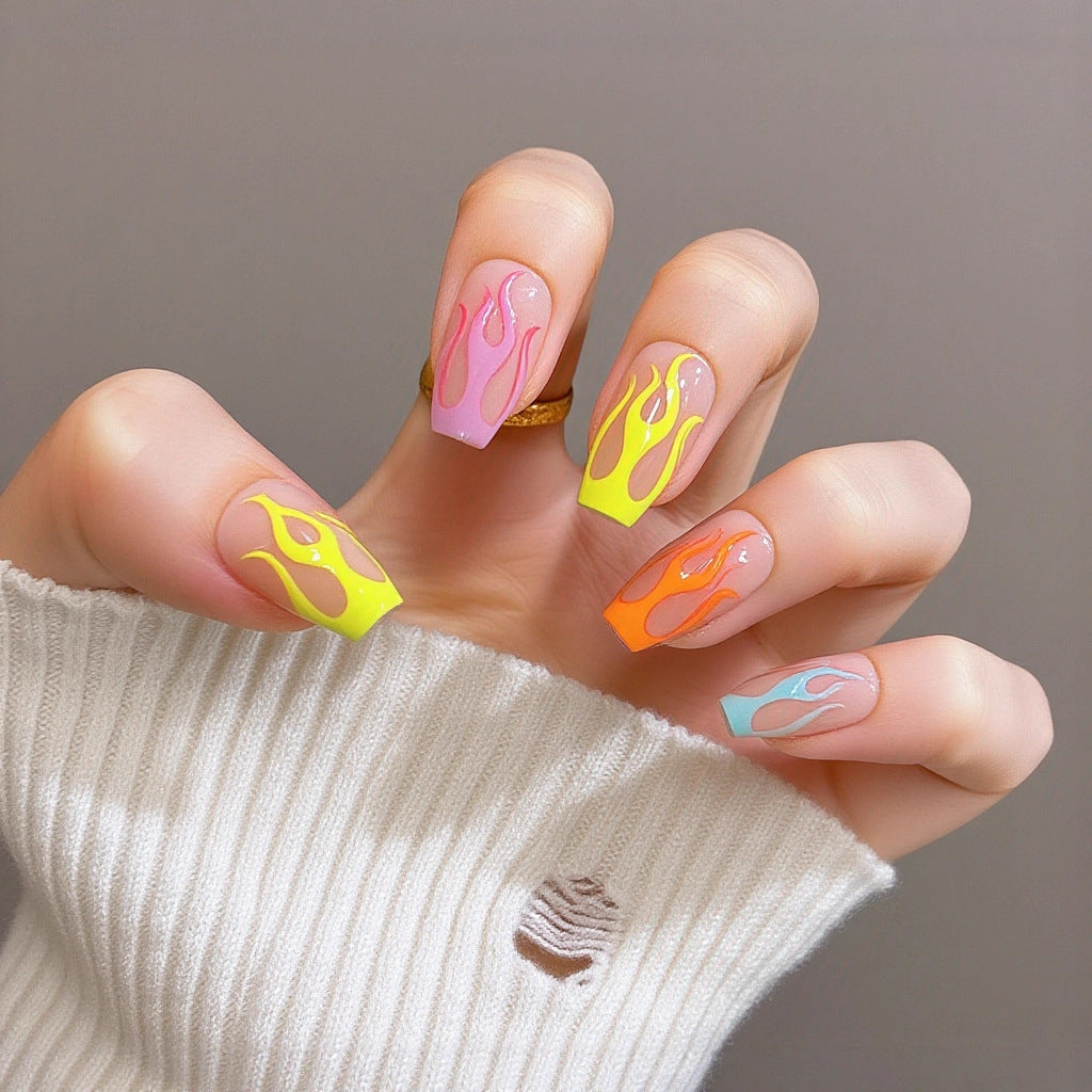 Glamorous nail designs Stornfield