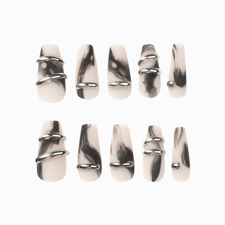 Trendy and creative artificial nails Stornfield