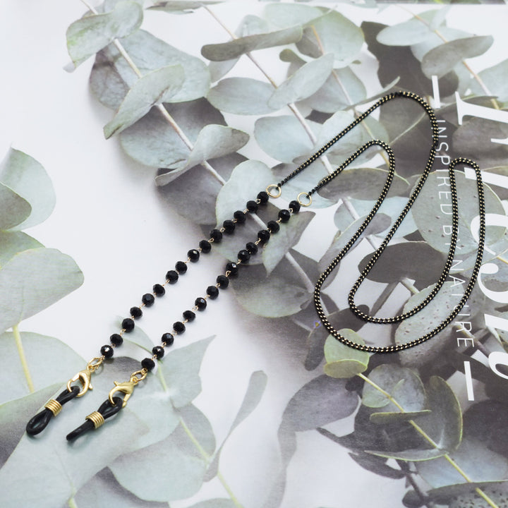 Elegant Floral-Accented Eyewear Chain Stornfield