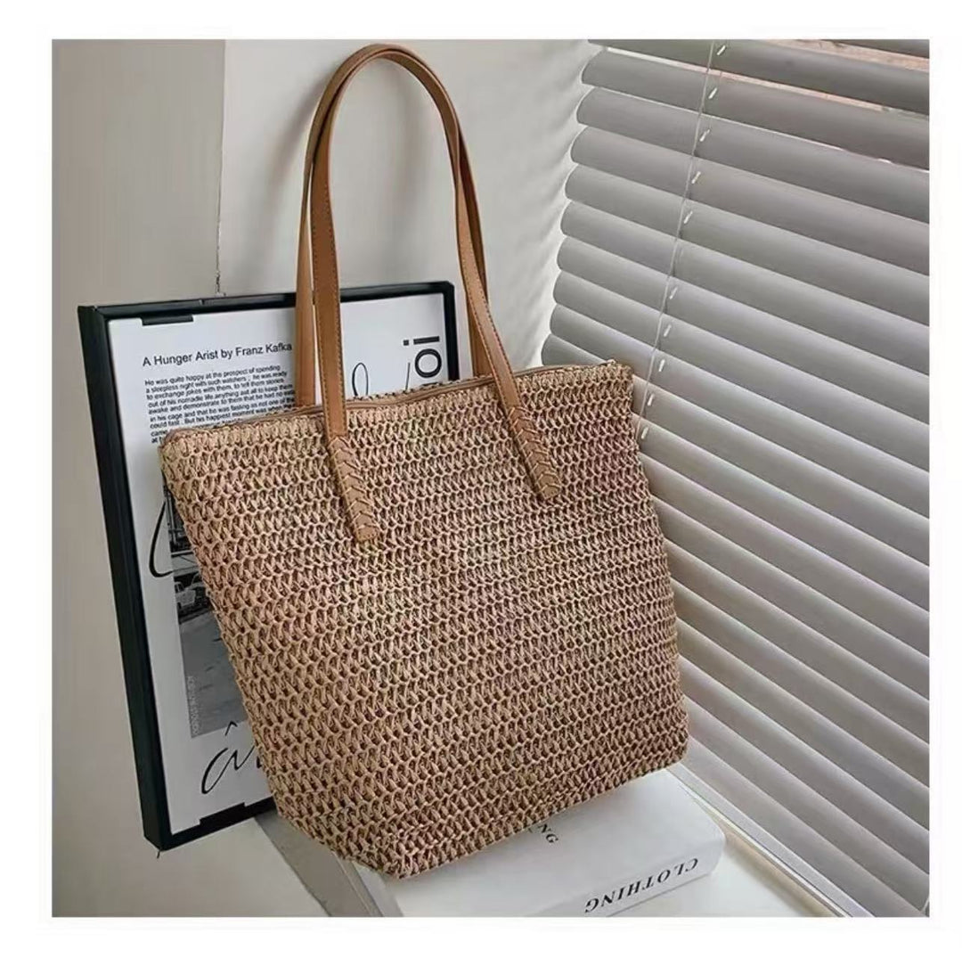 Handbag Made of Woven Natural Material with Leather Carrying Handles Stornfield