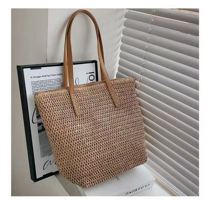 Handbag Made of Woven Natural Material with Leather Carrying Handles Stornfield