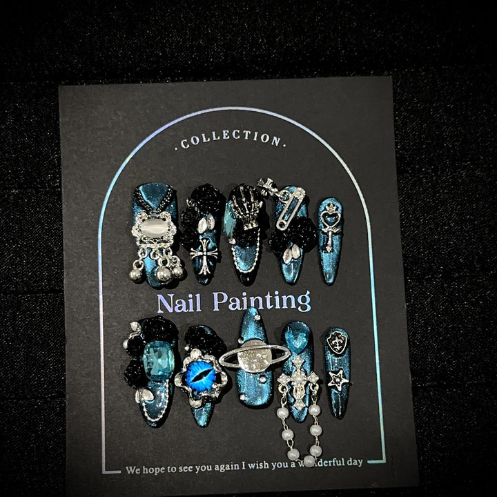 Artistic Themed Press-On Nail Art Set
