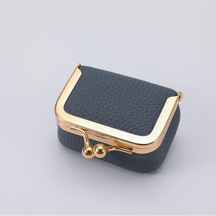 Elegant Vintage Clutch Stornfield