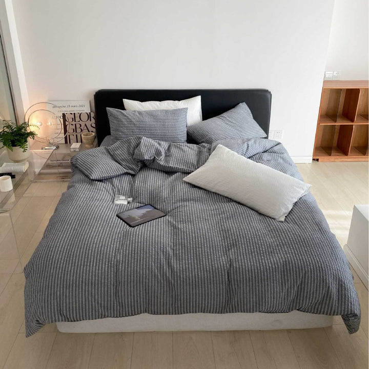 Waffle-Textured Cotton Duvet Cover Set with Hidden Closure and Pillow Shams