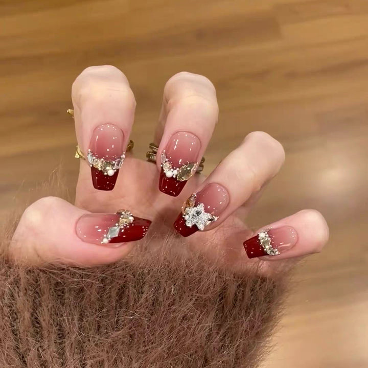 Elegant Artificial Nails with Shimmering Gradient Color and Floral Accents Stornfield
