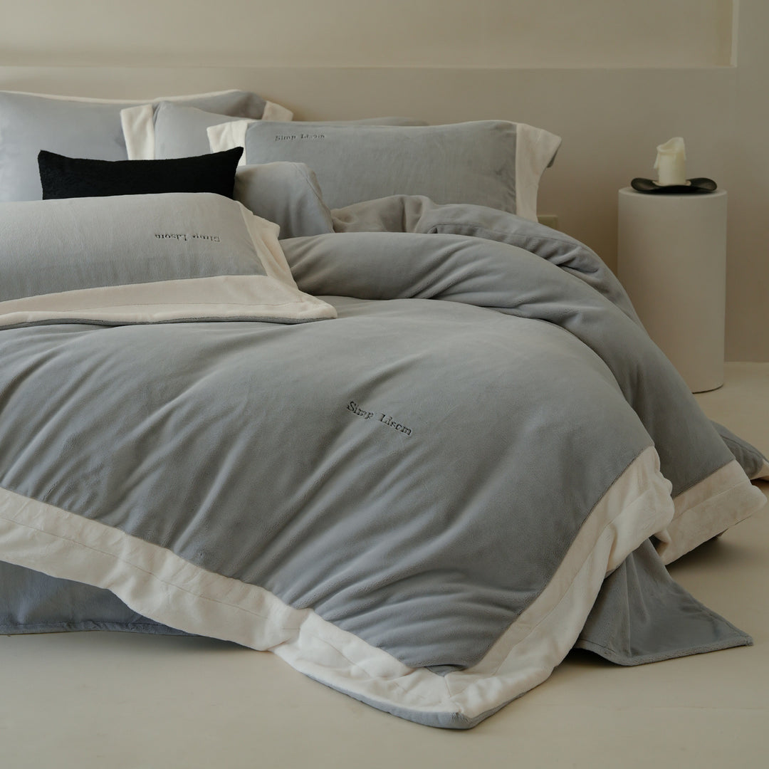 Luxurious Plush Bedding Set