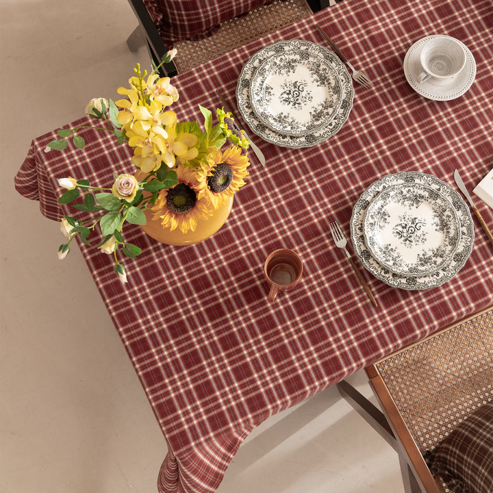 Rectangular checked tablecloth made of cotton blend fabric with flannel-like surface