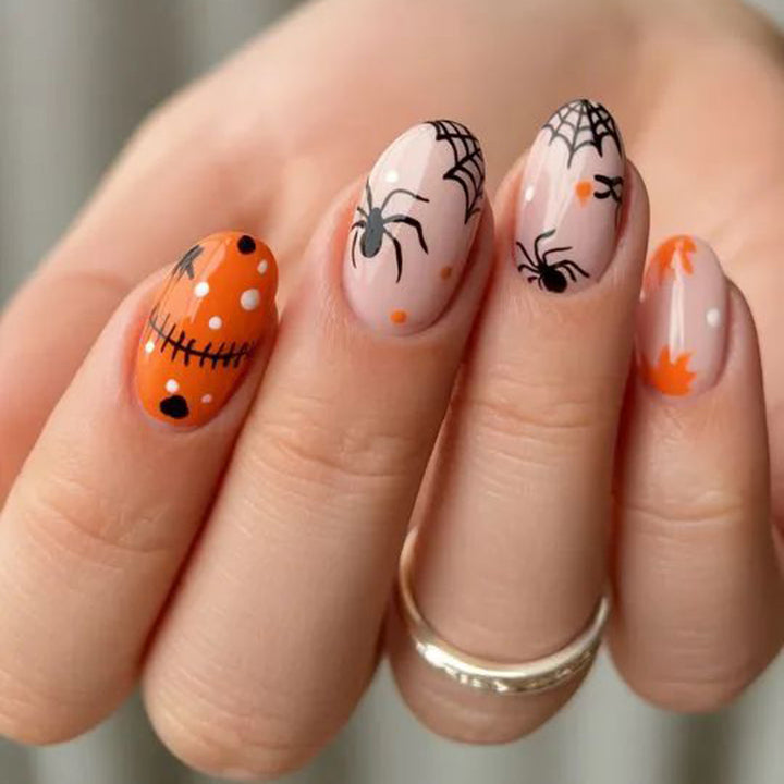 Halloween-Themed Nail Art Kit