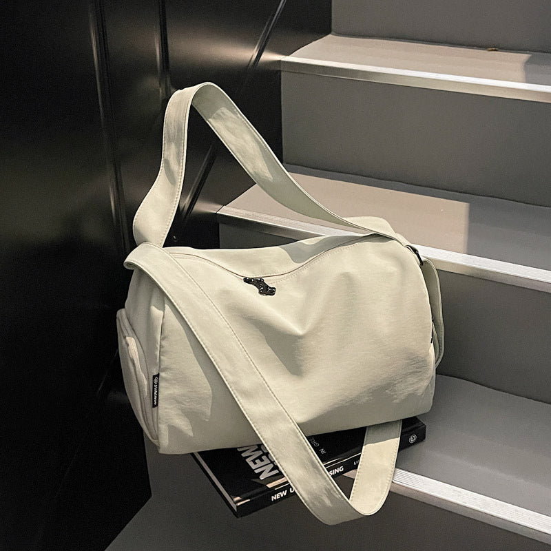 Women's Sporty and Spacious Travel Bag Stornfield