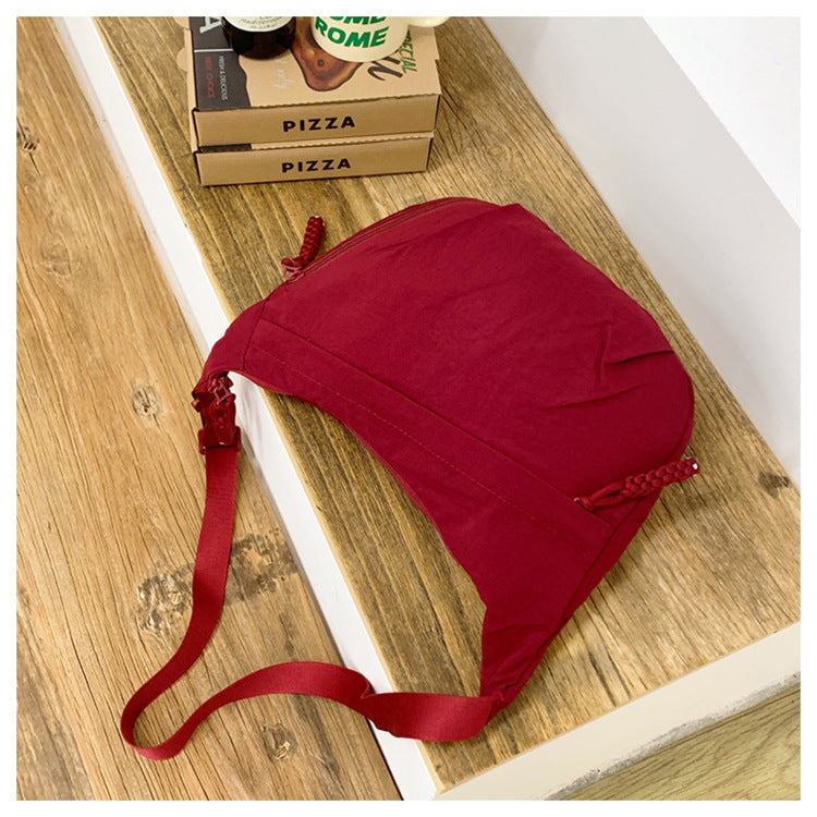 Comfortable shoulder bag with practical compartments Stornfield