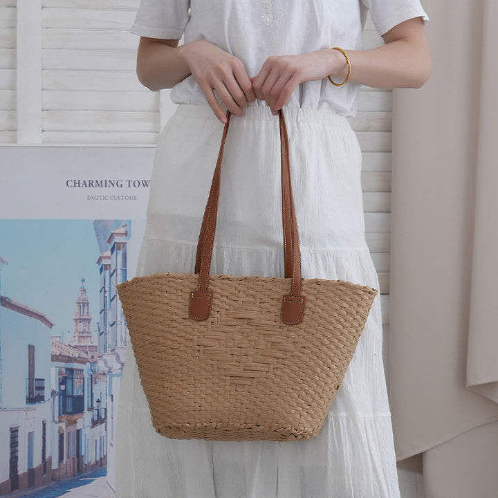 Elegant basket bag with high-quality leather handles Stornfield
