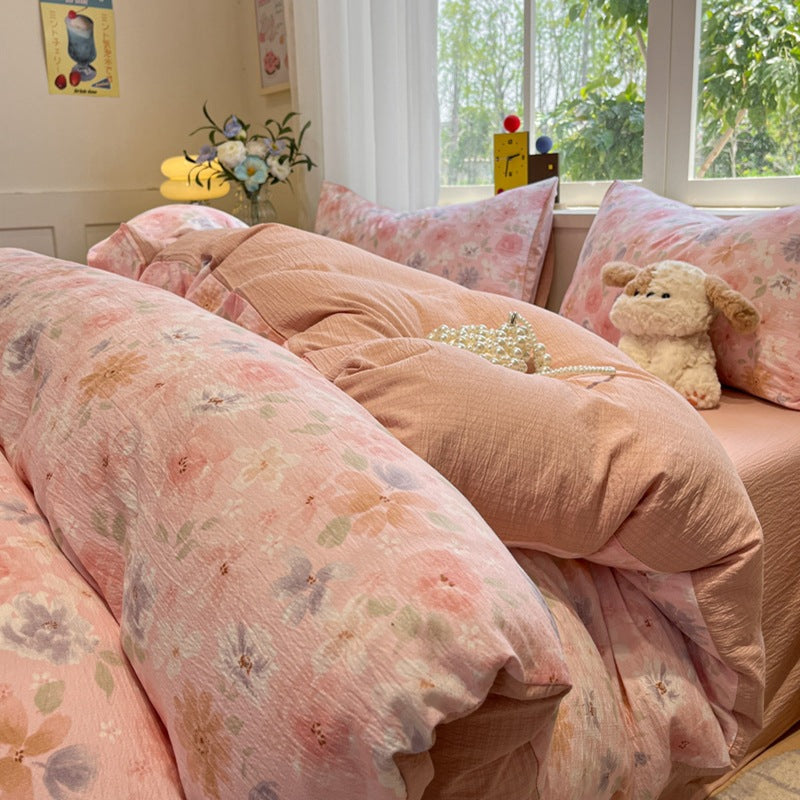 Lightweight Decorative Bedding Set