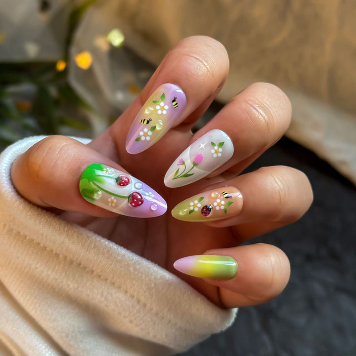 Artistic Floral-Themed Press-On Nails Stornfield