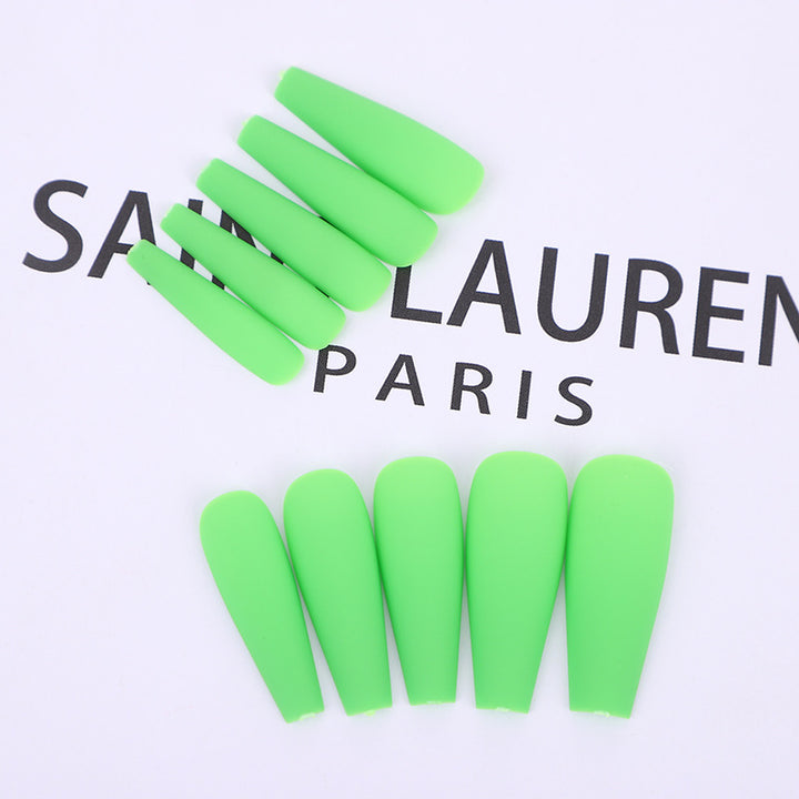Elegant Fake Nails Stornfield