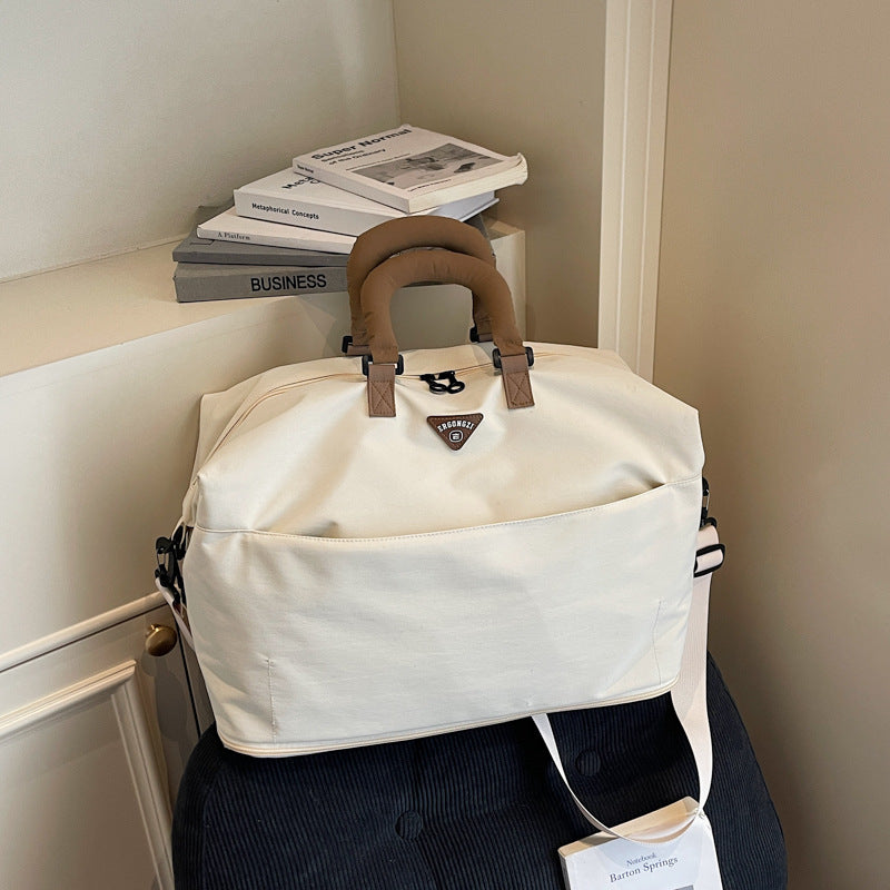 Multifunctional Sport and Travel Bag with Adjustable Shoulder Strap Stornfield