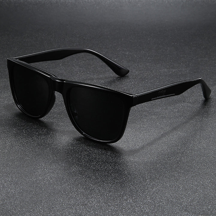Women's sunglasses in striking vintage style Stornfield