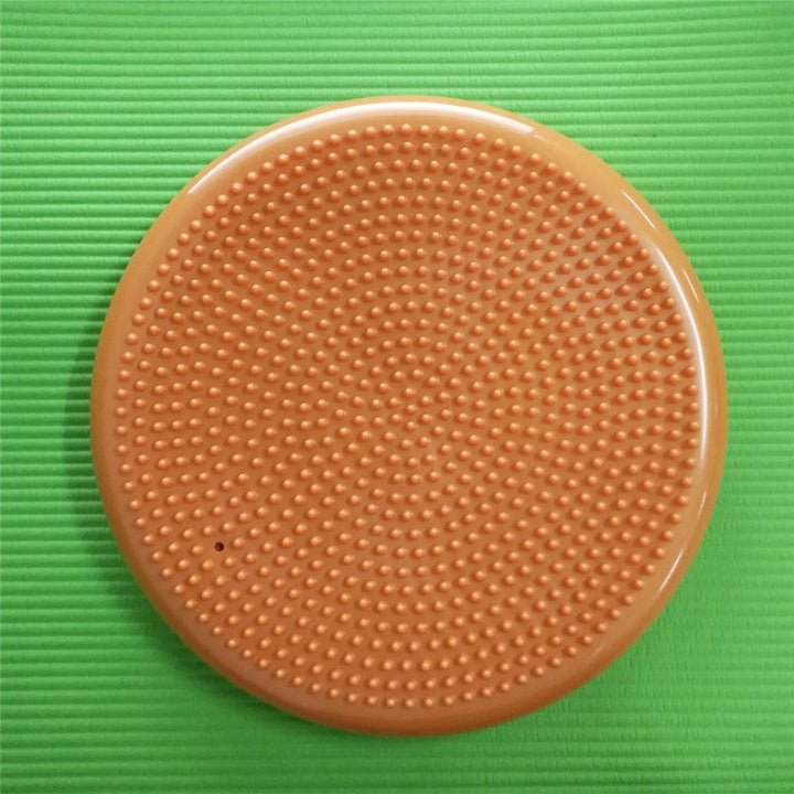 Round massage surface with special pressure knobs Stornfield