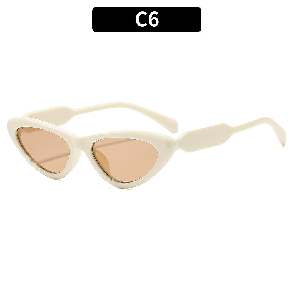 Cat-Eye Sunglasses with Unique Tortoiseshell Frame
