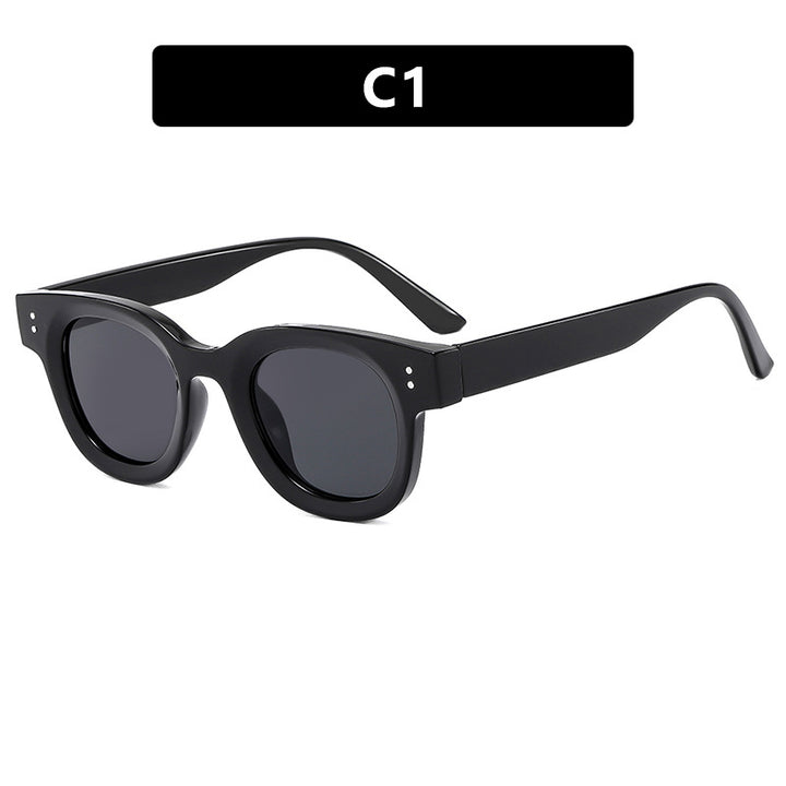 Ladies stylish sunglasses with distinctive design and polarized lenses Stornfield