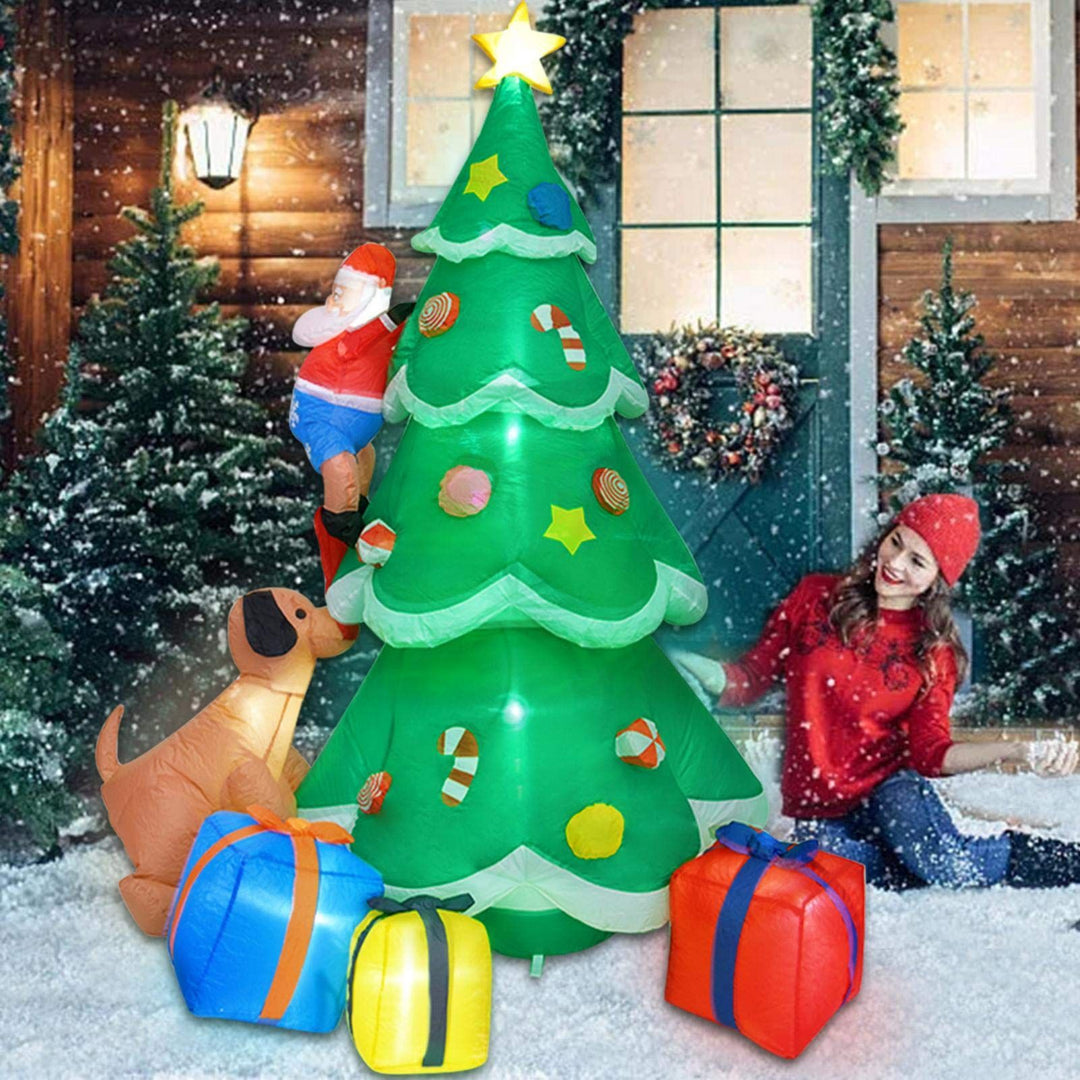 Inflatable Christmas tree with figures