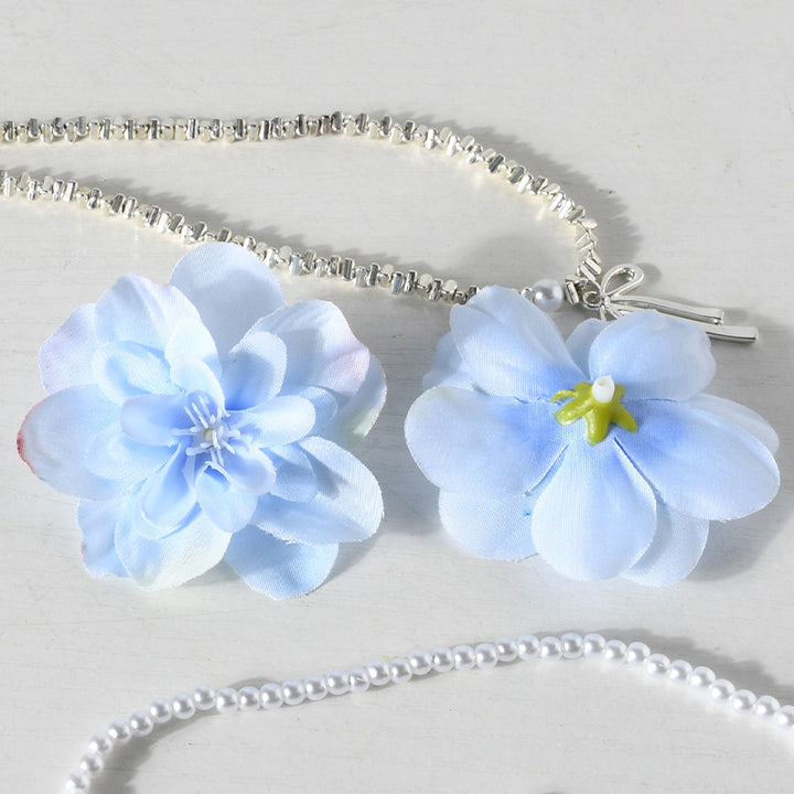 Elegant Floral Hair Clips