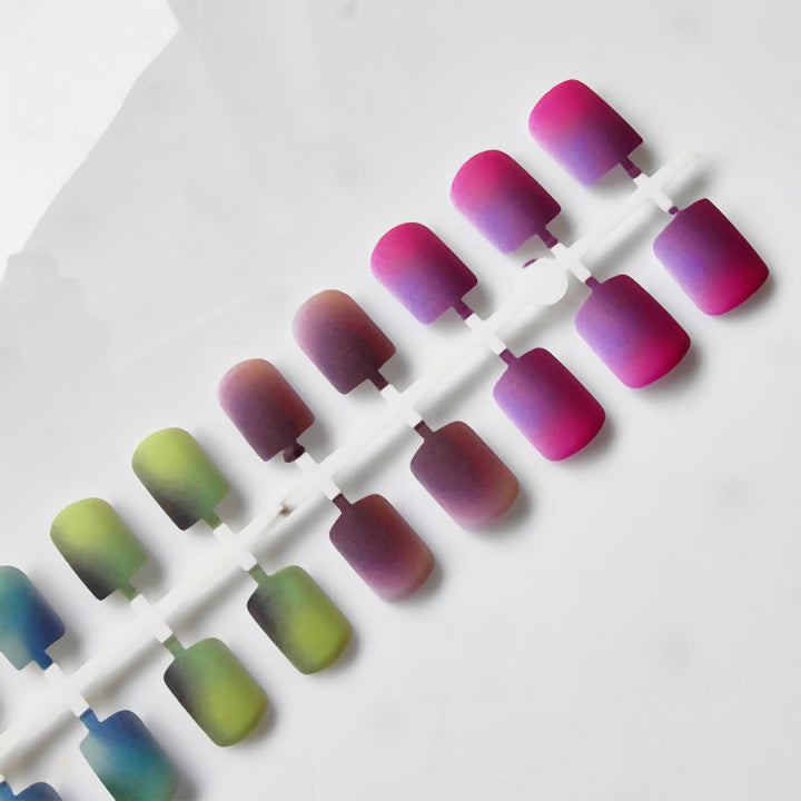 Artificial nails in elegant ombre design Stornfield