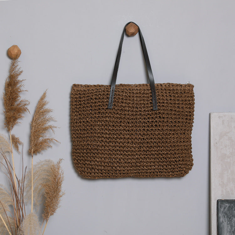 Handcrafted beach bag with strong structure Stornfield