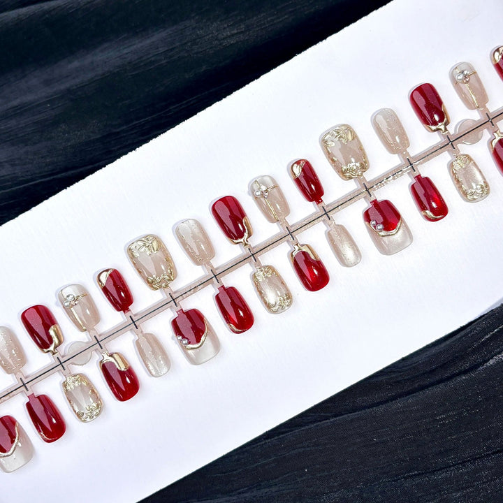 Elegant Polka Dot and Lace Press-On Nail Set