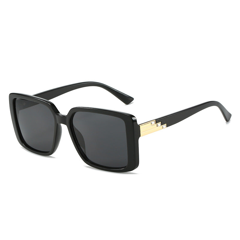 Women's fashionable square sunglasses with trendy details Stornfield
