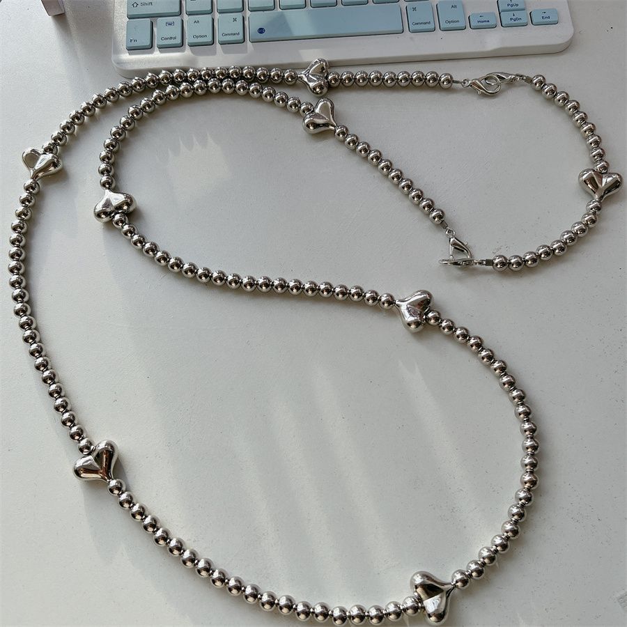 Stylish Heart-Accent Beaded Eyewear Chain Stornfield