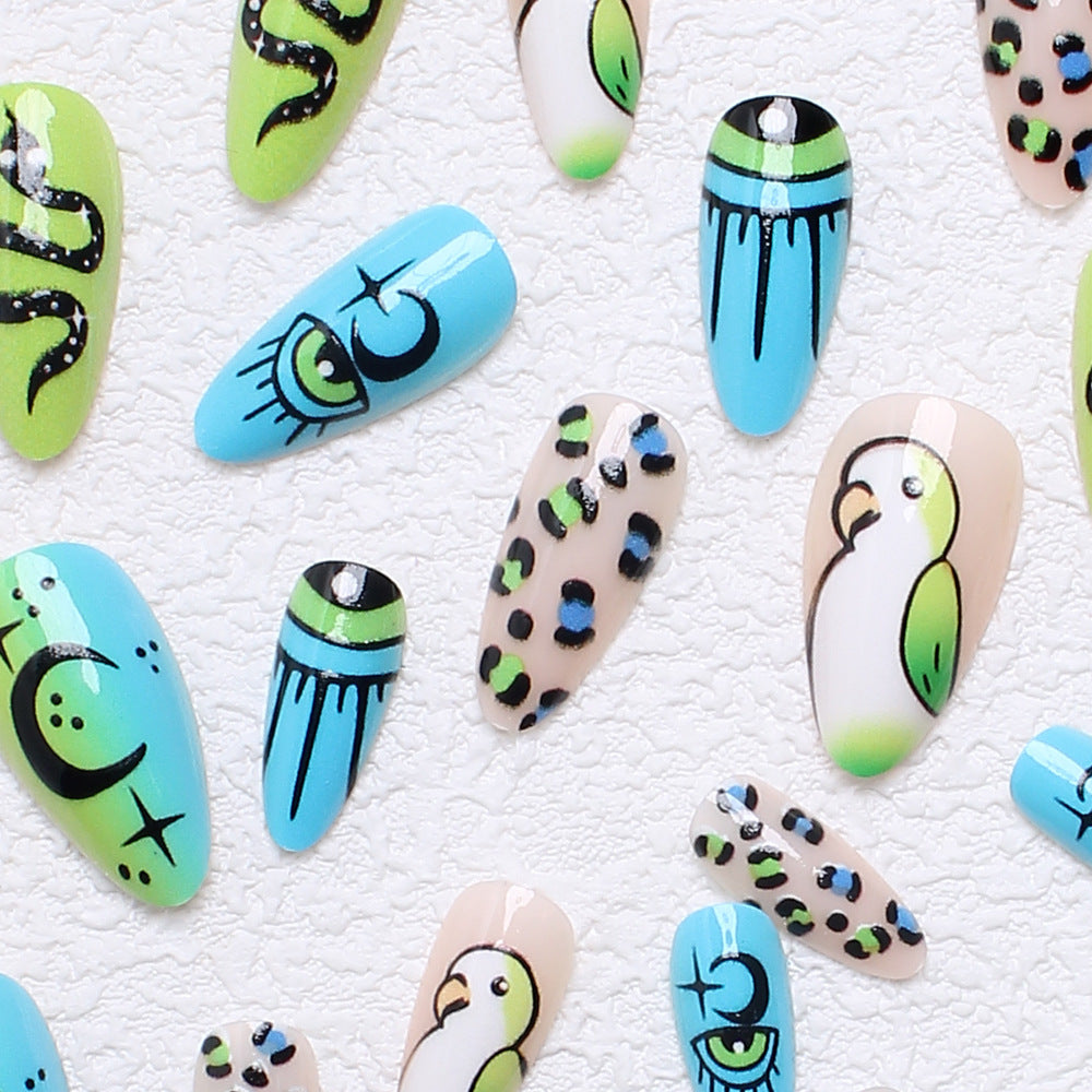 Artificial nail set with playful animal designs and eye-catching 3D designs Stornfield