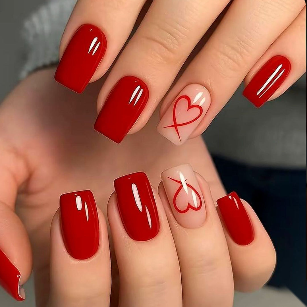 Premium Press-on Nails with Heart Design Stornfield