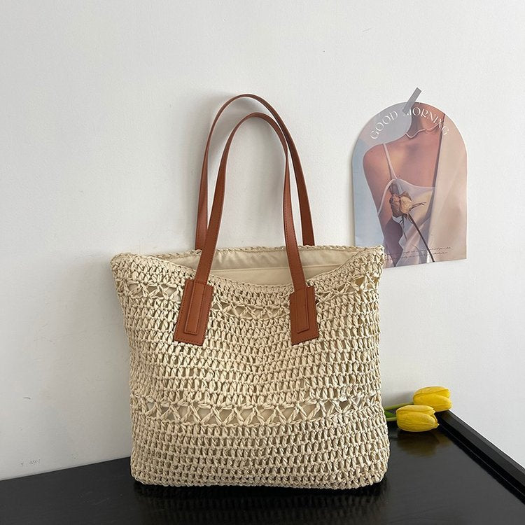 Handmade beach bag with wide leather handles Stornfield