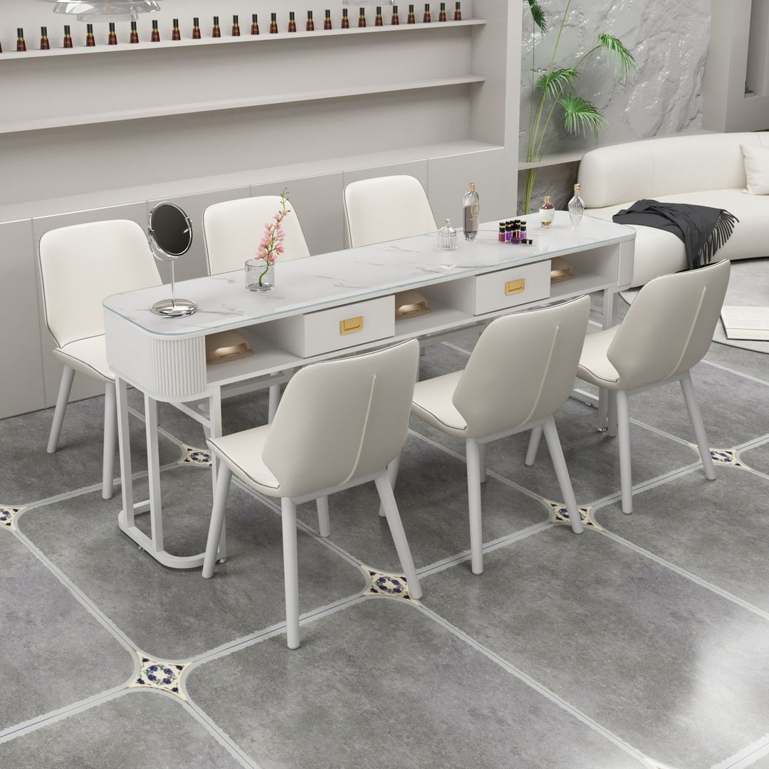 Table Stornfield