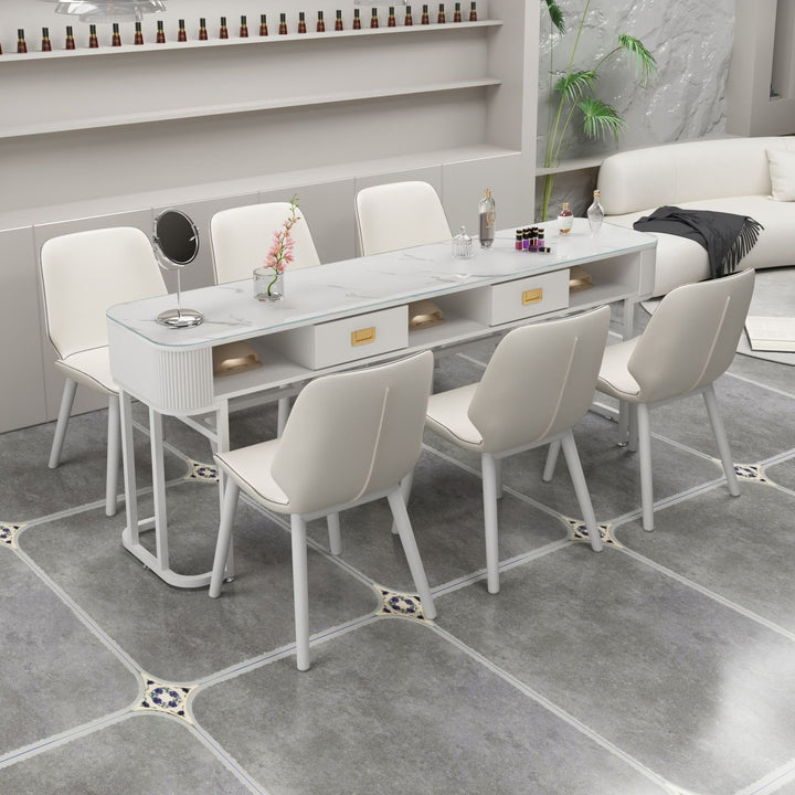 Table Stornfield
