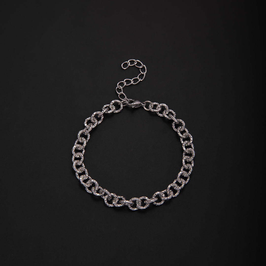 Interlaced Metal Link Bracelet Stornfield