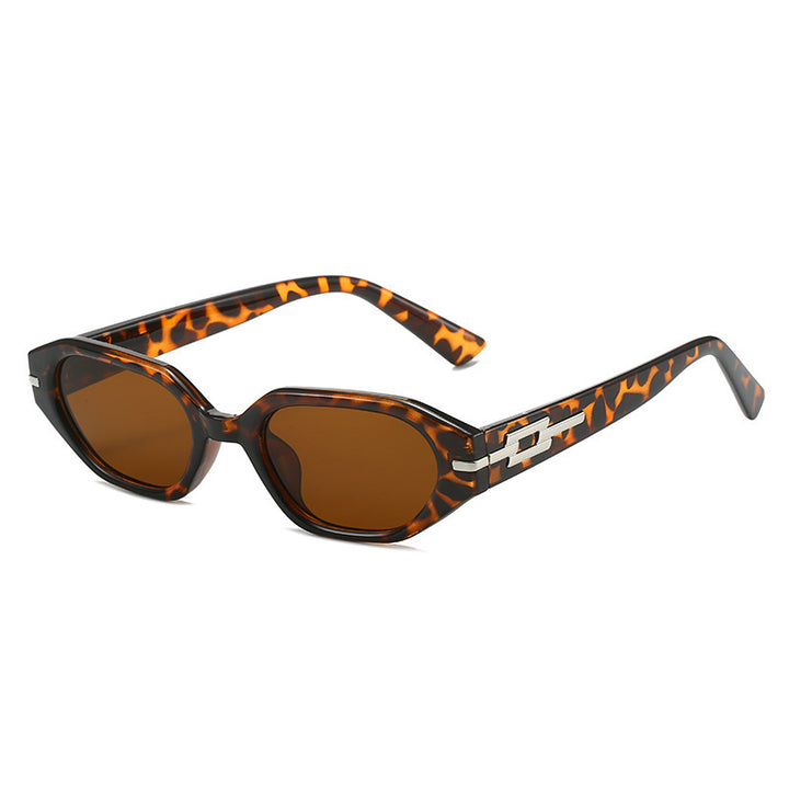 Elegant Retro Inspired Faceted Sunglasses Stornfield
