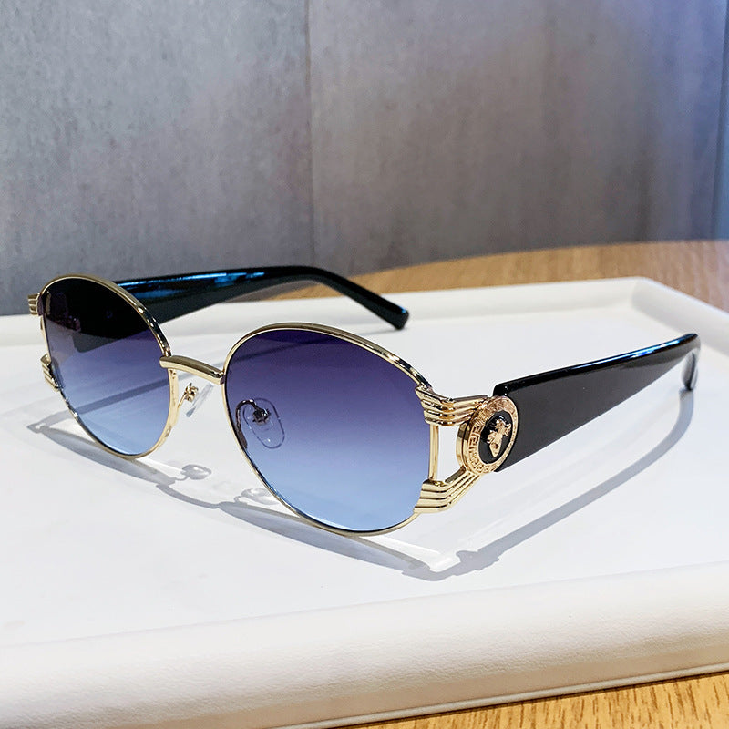 Ladies elegant sunglasses with luxurious metal frame and mirrored lenses Stornfield