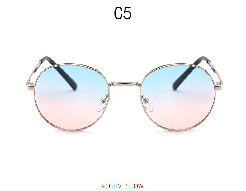 Women's fashionable sunglasses with mirrored gradient Stornfield
