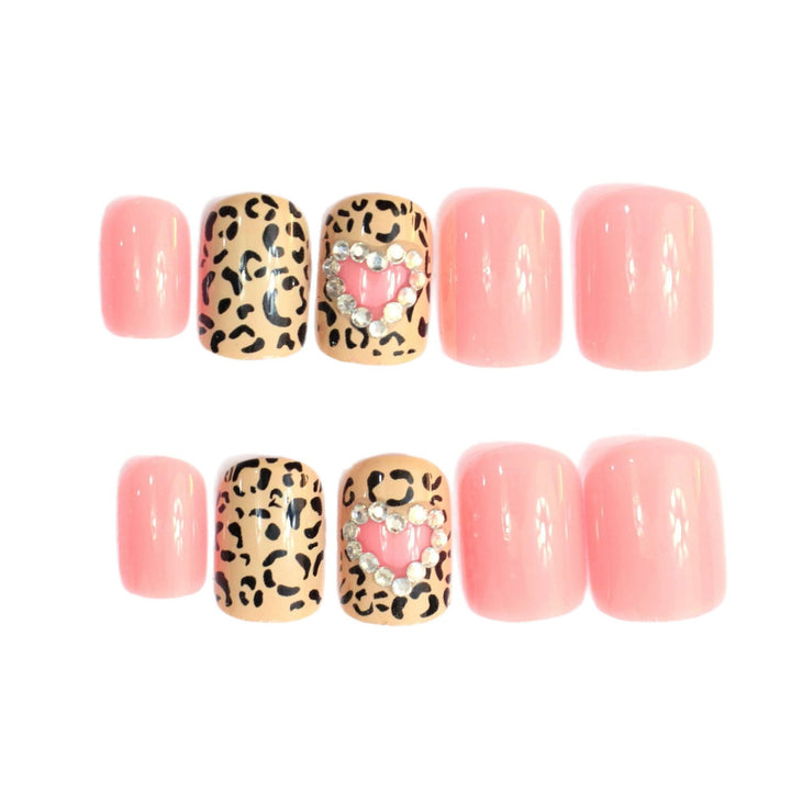 Stylish Leopard Print Nail Art Stornfield