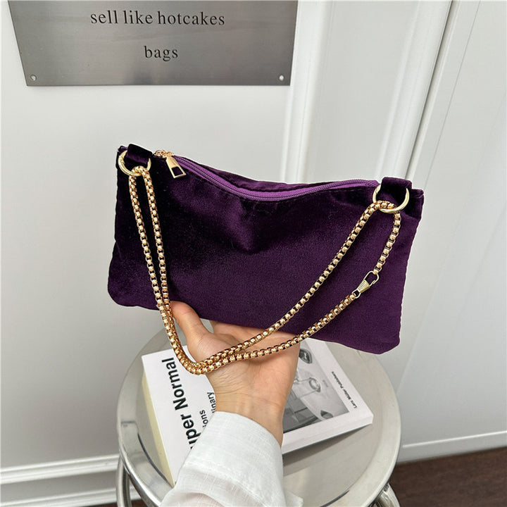 WoElegant Velvet Clutch Bag Stornfield