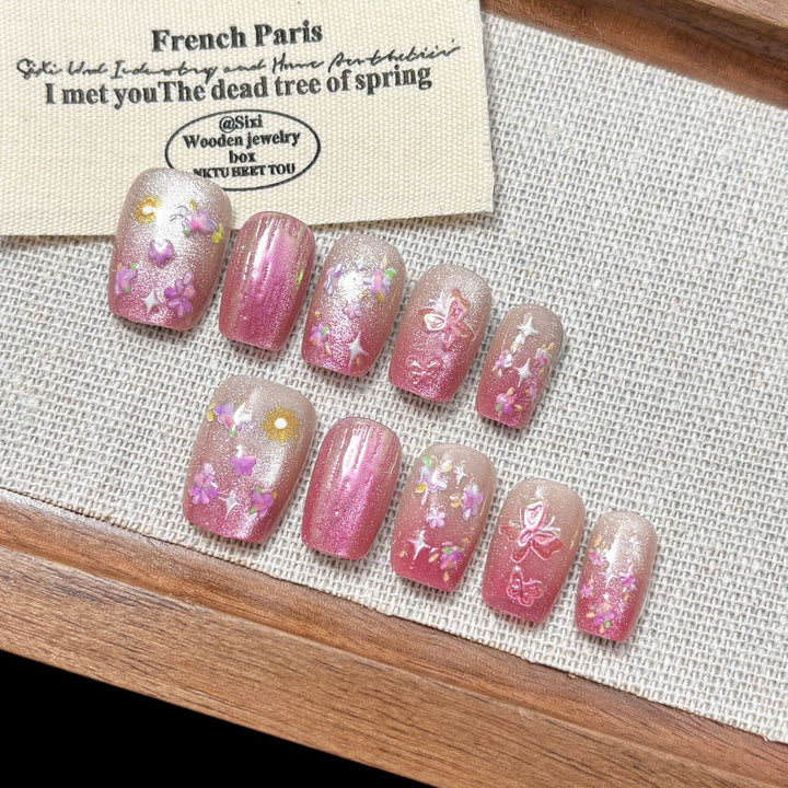 Floral Decorated Press-On Nail Art Set