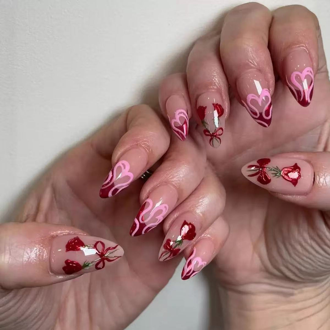 Artificial nail set with romantic heart and rose motifs Stornfield