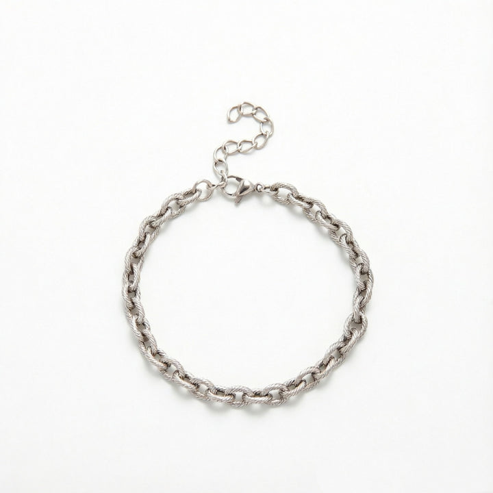 Interlaced Metal Link Bracelet Stornfield