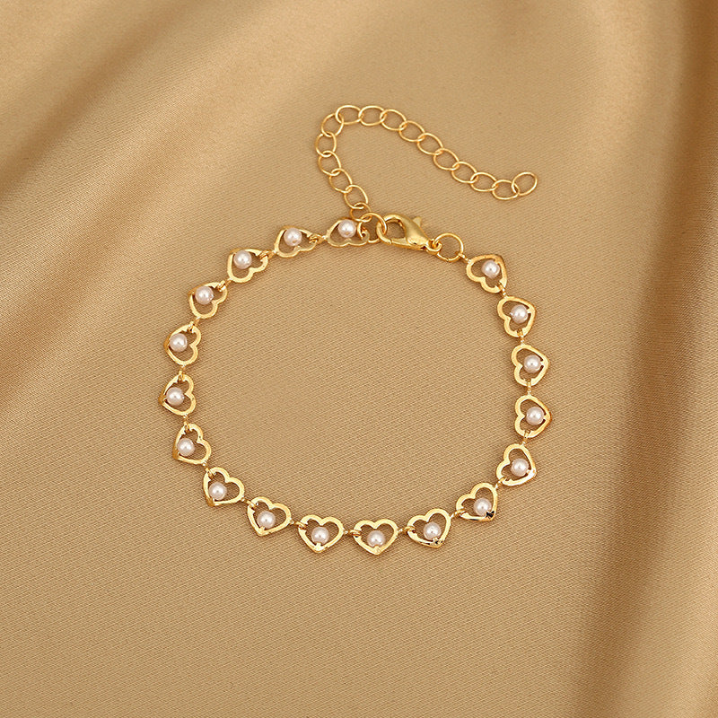 Butterfly and Daisy Charm Anklet Stornfield