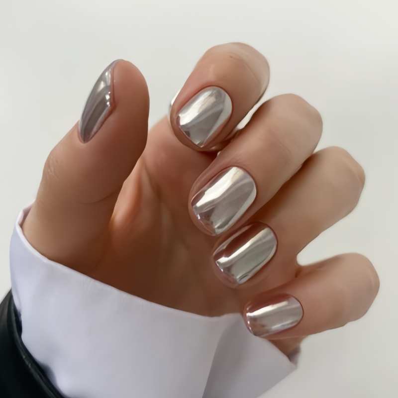 Mirrored Glossy Press-On Nail Set Stornfield