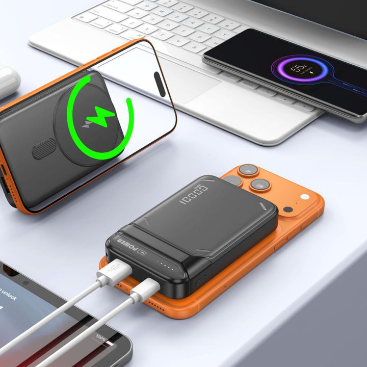 Wireless power bank with inductive fast charger and smart charging indicator Stornfield