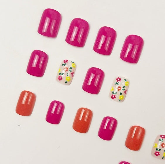 Creative Floral Nail Art Set Stornfield