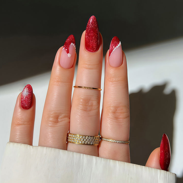 Artificial nail set with glamorous glitter accents Stornfield